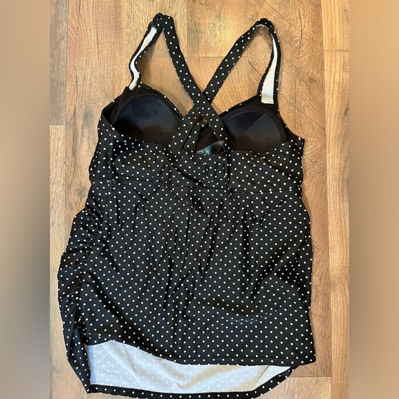 Motherhood Maternity Tankini Swim Top size Medium - Picture 2 of 4